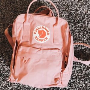 Fjallraven kanken mini backpack